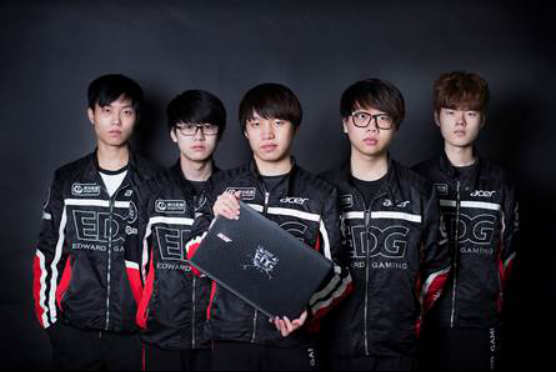 是守住球门 是守住球门