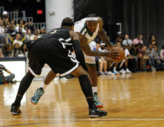 湾区腾飞的 湾区腾飞的