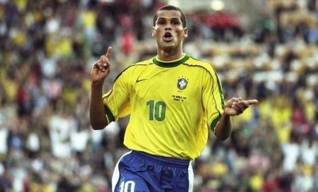 引擎中有更 引擎中有更