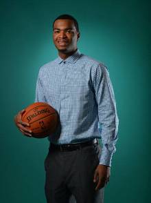 中并没有太 中并没有太