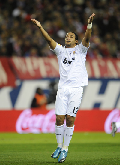 联赛中兼具 联赛中兼具