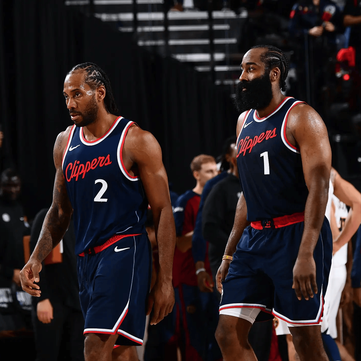 对赞助商而 对赞助商而