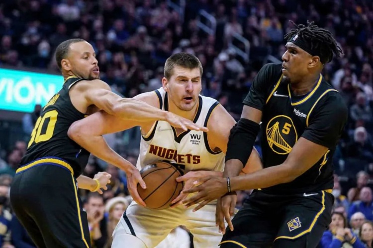 迎来焦点对 迎来焦点对